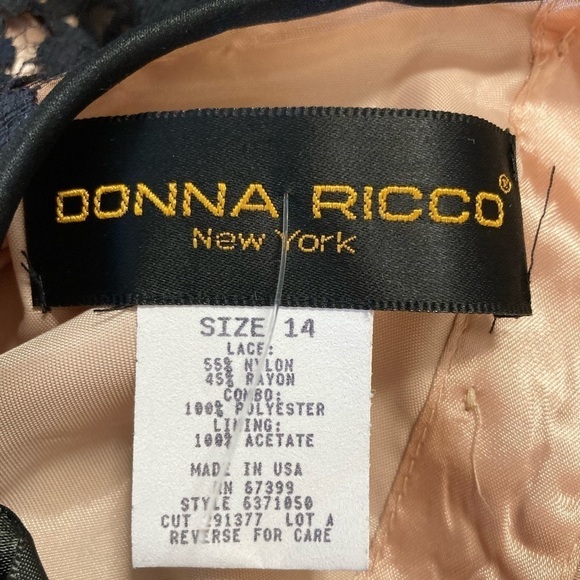 DONNA RICCO Y2K VTG Lace Black sleeveless top SZ 14 - Picture 6 of 6